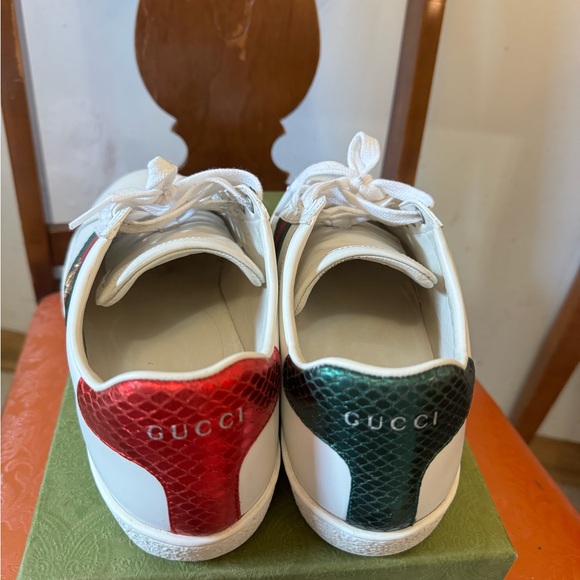 Gucci White Sneaker - Picture 7 of 7